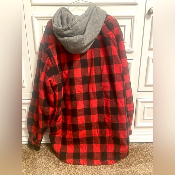 Men’s Plaid Shacket. Brand New Never Worn. - Picture 4 of 7